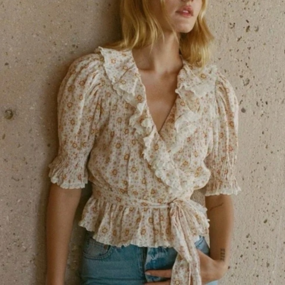 Doen Thames Top Floral Ruffle Wrap Blouse in Cream
